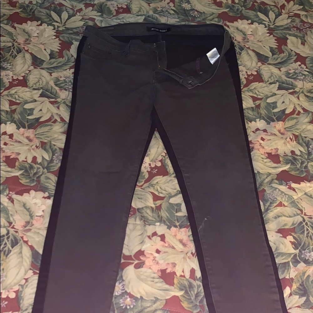 ANGRY RABBIT- Grey jeans (front) black(back) 31/13